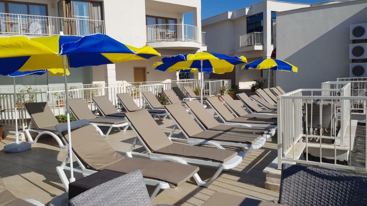 Ladies Beach Suite Hotel (Adults Only) Kusadasi Bagian luar foto